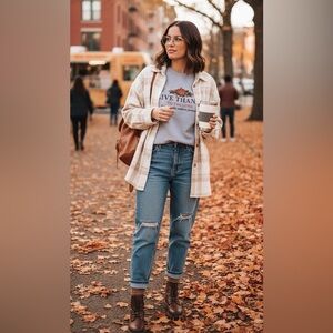 Love in Faith Gray Crewneck Sweater with Embroidered Thanksgiving Design Holiday